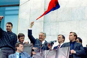 Борис Ельцин после поражения ГКЧП. 22 августа 1991