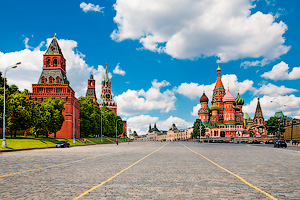 Спасская башня и Собор Василия Блаженного Спасская башня и Собор Василия Блаженного