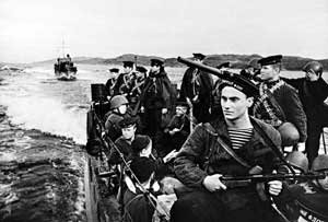 Десант в  Керченском порту 1944